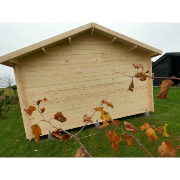 Ikast carport med 7,6m2 skur (44mm godstykkelse)