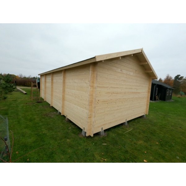 Ikast carport med 7,6m2 skur (44mm godstykkelse)