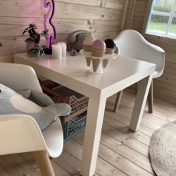 Anna legehus med hems &#150; to etager af leg, hygge og lring