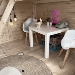 Anna legehus med hems &#150; to etager af leg, hygge og lring