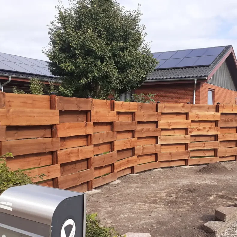 Kalmarbrt i brun trykimprgnering 2,4x15/25x240cm -  model Thisted"