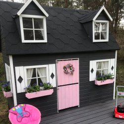 Legehus Karl med hems, skorsten og karnapper - Slvklasse p 3,83m2 + 1,6m2 hems