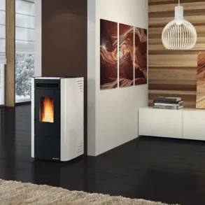 Ketty pilleovn 6 kW  effektiv, stjsvag og elegant opvarmning til op til 120 m