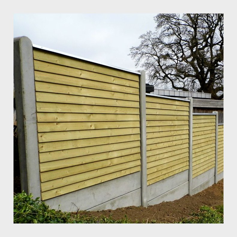 Klinkehegn i trykimprgneret gran 189x180cm (210cm over jord)