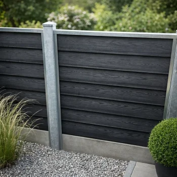 Korfu komposithegn med betonbundplade og st�lstolper - Platinklasse