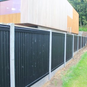 L�gtehegn trykimp. gran. sortmalet 189x150cm (180cm over jord)