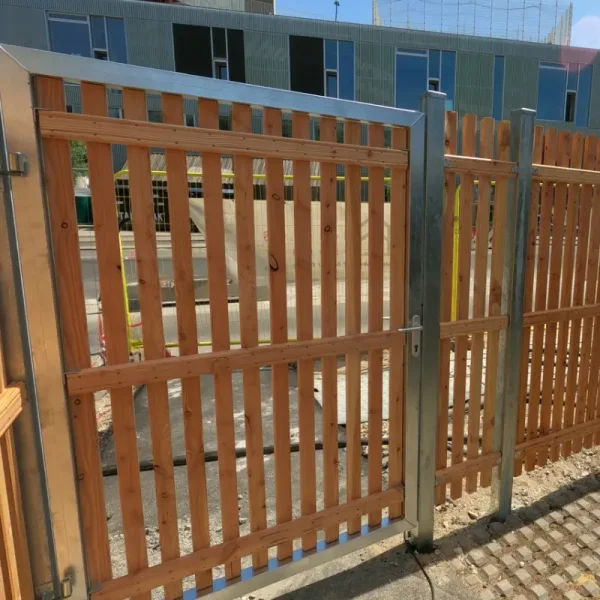 Latten enkeltlge med stlramme inkl. stolper 97x180cm (BxH)