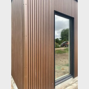 Lefkas hj�rneliste i redwood 50x50x2900mm