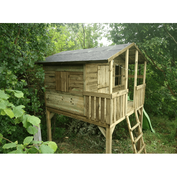 Slvklasse: Leon legehus i tr p stolper 3m2 + terrasse