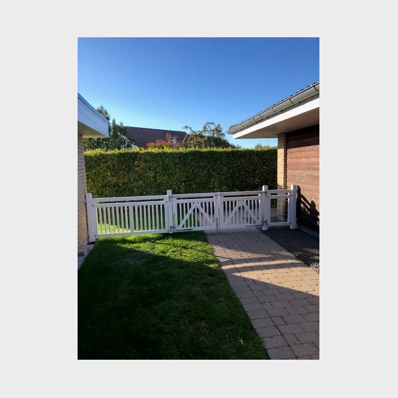 Linea dobbeltlge i hvid 300x80cm (BxH)