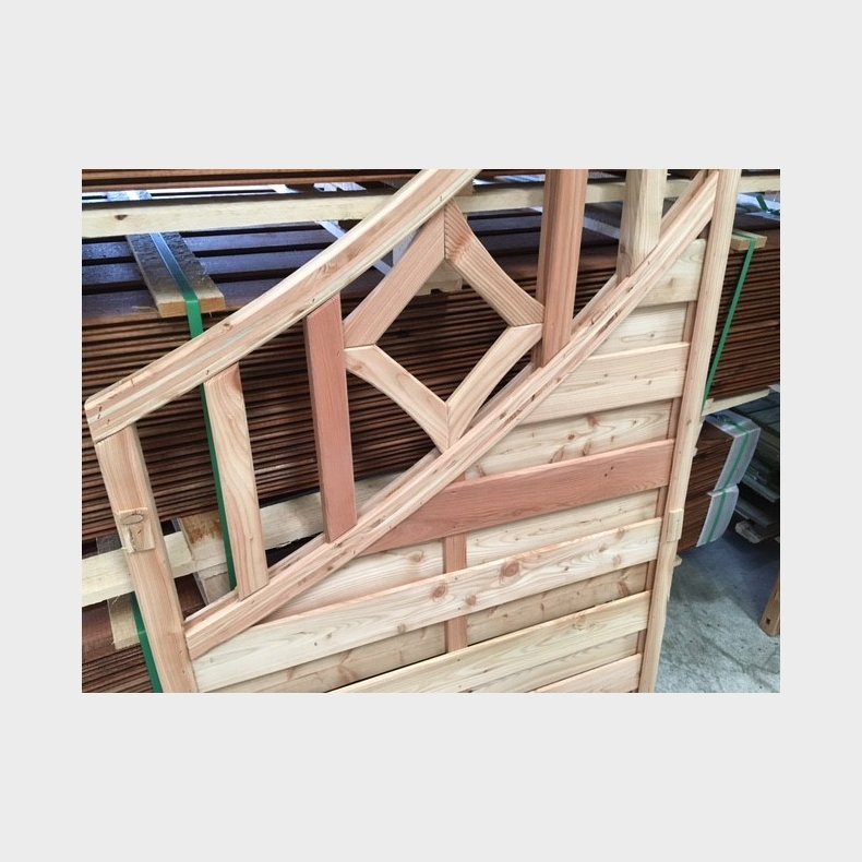 Mayor hegn med bue i l�rk 90x161/90cm (BxH)
