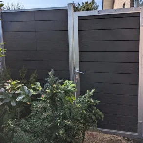 Milano komposithegn med aluminiumsstolper - Guldklasse