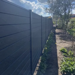 Nice komposithegn med aluminiumsstolper i antracit - Guldklasse