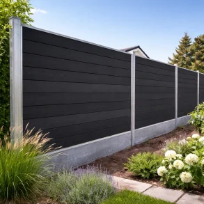 Guldklasse: Nice komposithegn med betonbundplade, galvaniserede st�lstolper og tilbeh�r