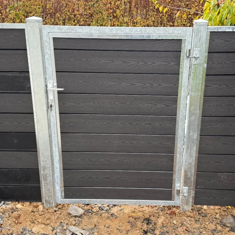 Nice enkeltl�ge i komposit inkl. stolper 97cm i bredden x den valgte h�jde