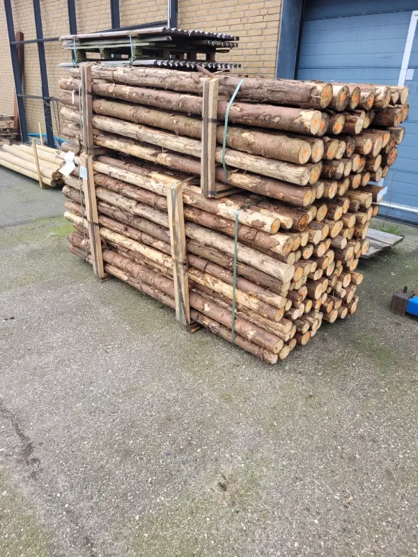 Rafter med bark - 150 stk. til dit haveprojekt