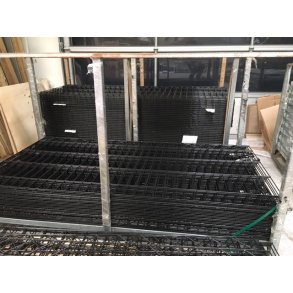 Bravo Panelhegn i sort model 