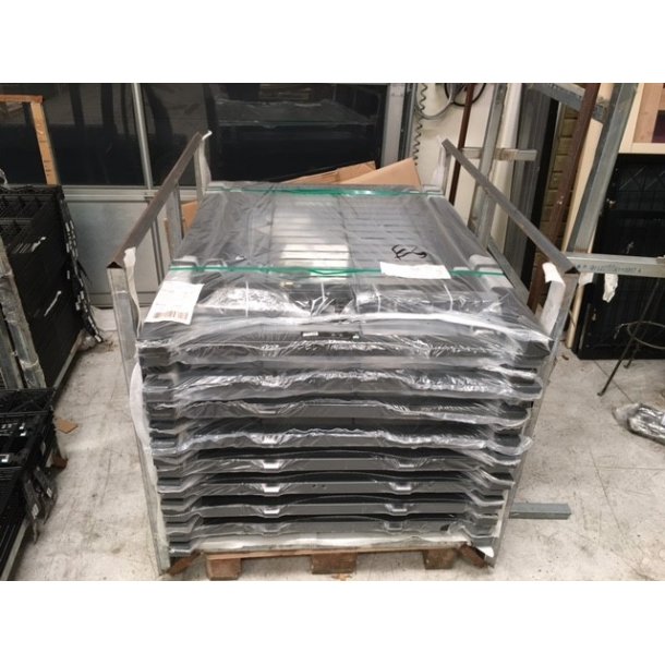 Bravo Panelhegn i sort model "Gilleleje"