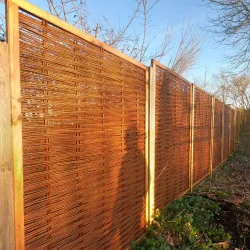 2. sortering efter�r: Ebeltoft pileflethegn med ramme 120x100 cm  naturligt og tidl�st udtryk