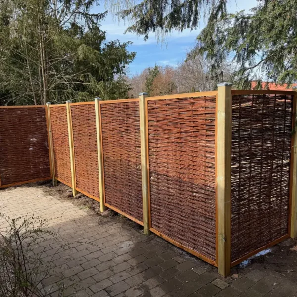 Pileflethegn med ramme  model Ebeltoft inkl. trstolper og tilbehr - Slvklasse