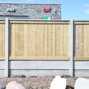 Plankehegn i grnt trykimprgneret fyr 189x90cm (120cm over jord)