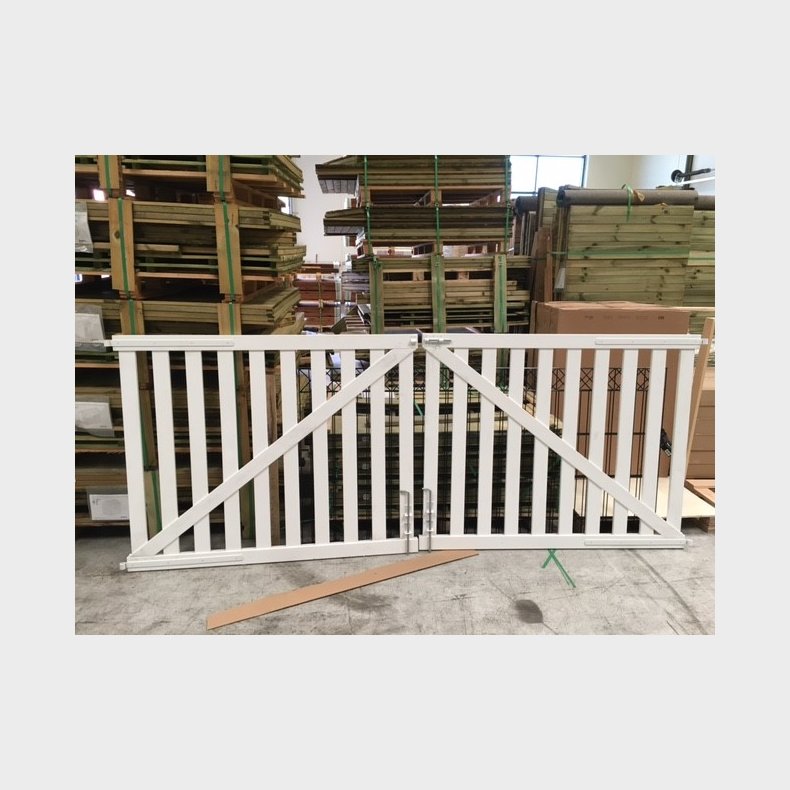 PVC Tremme dobbeltlge med brede stave i (150+150) x 120cm (BxH)