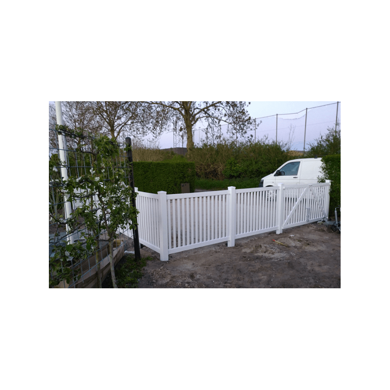 PVC tremmehegn med smalle stave i 180x150cm