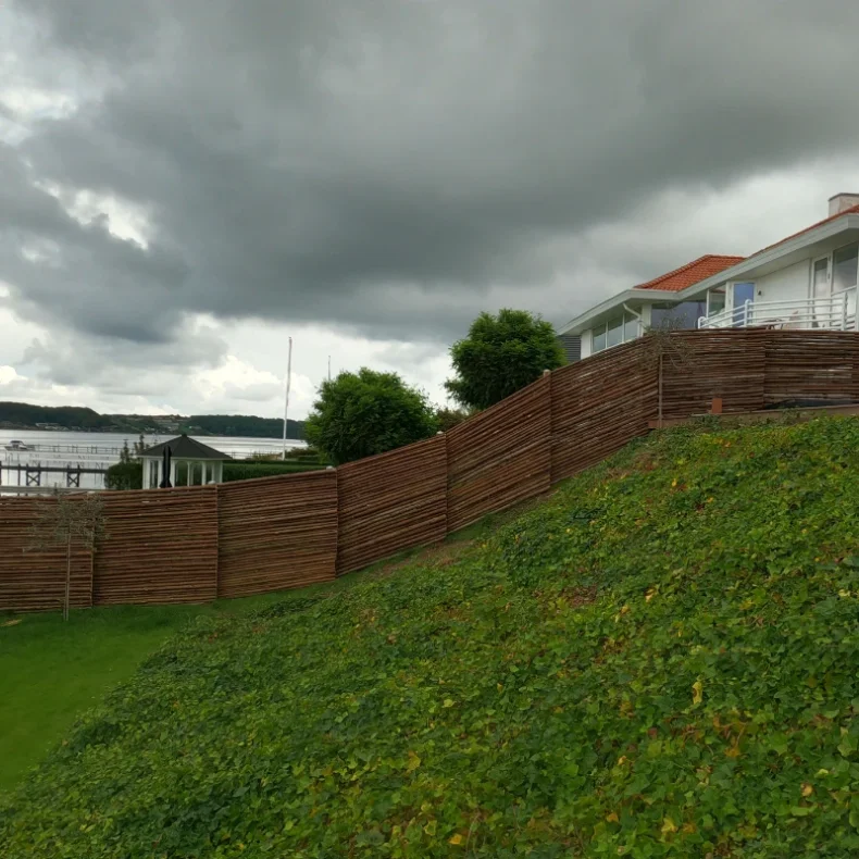 Raftehegn med bark 4-7cm rafter - Guldklasse