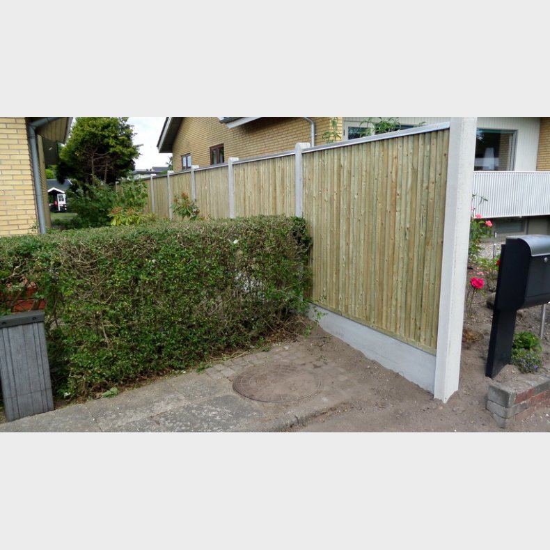 Lodret raftehegn i grnt trykimprgneret fyr  189x60cm (90cm over jord)