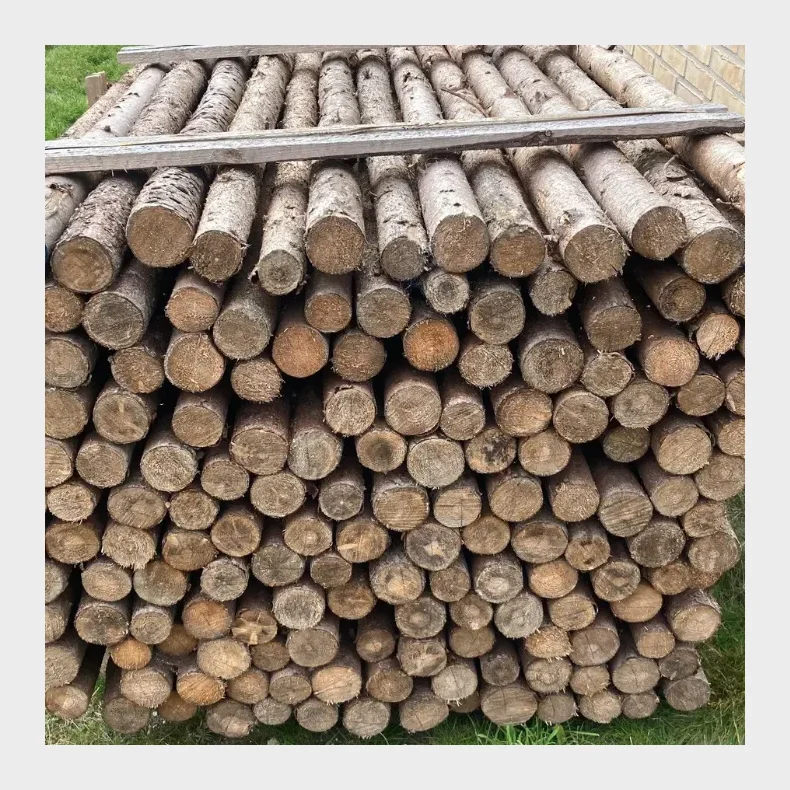 Platinklasse: 5-9cm rafter med bark i lngde 220cm (150 stk.)