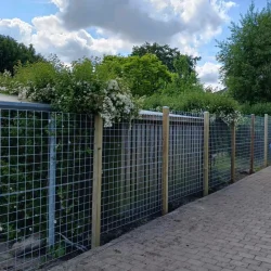 Rionethegn model Billund inkl. trykimprgnerede stolper og tilbehr - Slvklasse