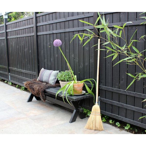 Rustik plankehegn i sort 180x158cm (BxH)