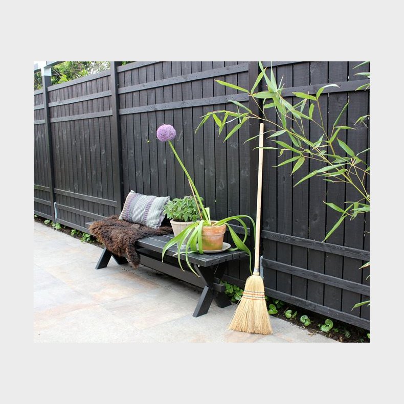 Rustik plankehegn i sort 180x158cm (BxH)