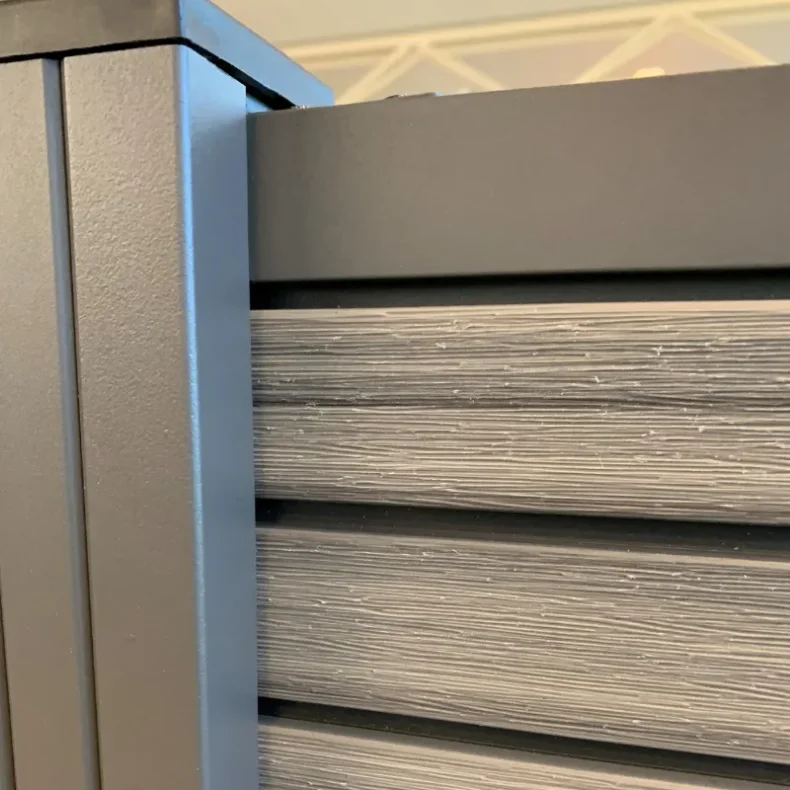 Samos gr�brun komposit - varepr�ve