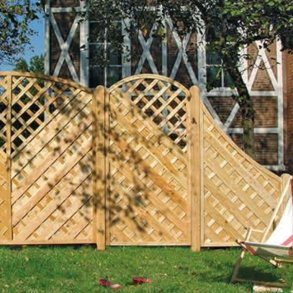 Saragossa lamelhegn med bue og espalier i l�rk 90x180/161 (BxH)