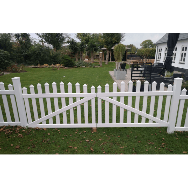 PVC Skagen dobbeltlge bue opad med brede stave i (150x150) x 120cm (BxH)