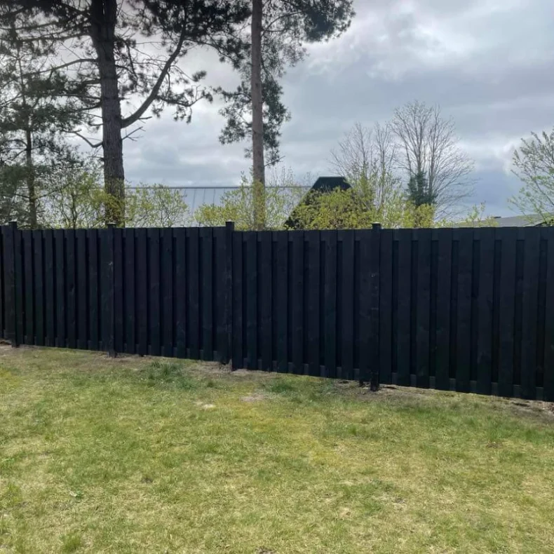 Skanderborg plankevrk 180x180cm i grundmalet sort - Outlet varer 