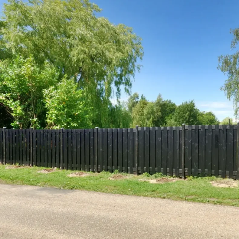 Skanderborg plankevrk 180x180cm i grundmalet sort - Outlet varer 