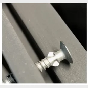 1x kasse (200stk) Lefkas facadeskrue med borespids (passer til ca. 12m2)