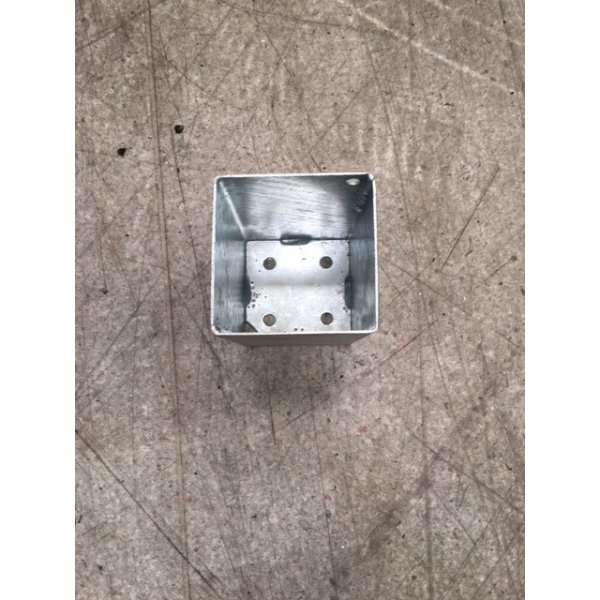 Stlfod til placering inde i 10x10cm PVC stolper