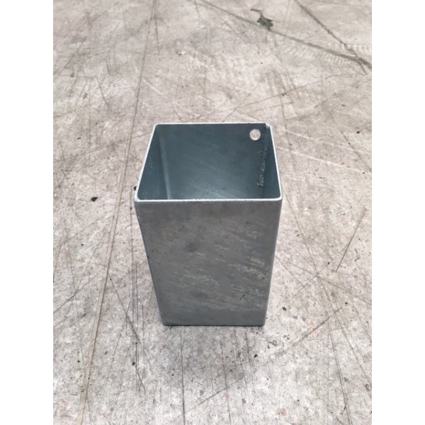 Stlfod til placering inde i 10x10cm PVC stolper