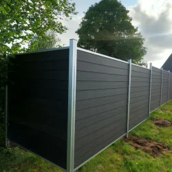 Stockholm komposithegn med aluminiumsstolper - Slvklasse