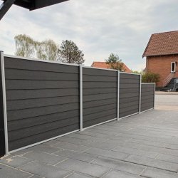 Stockholm komposithegn med aluminiumsstolper - Slvklasse