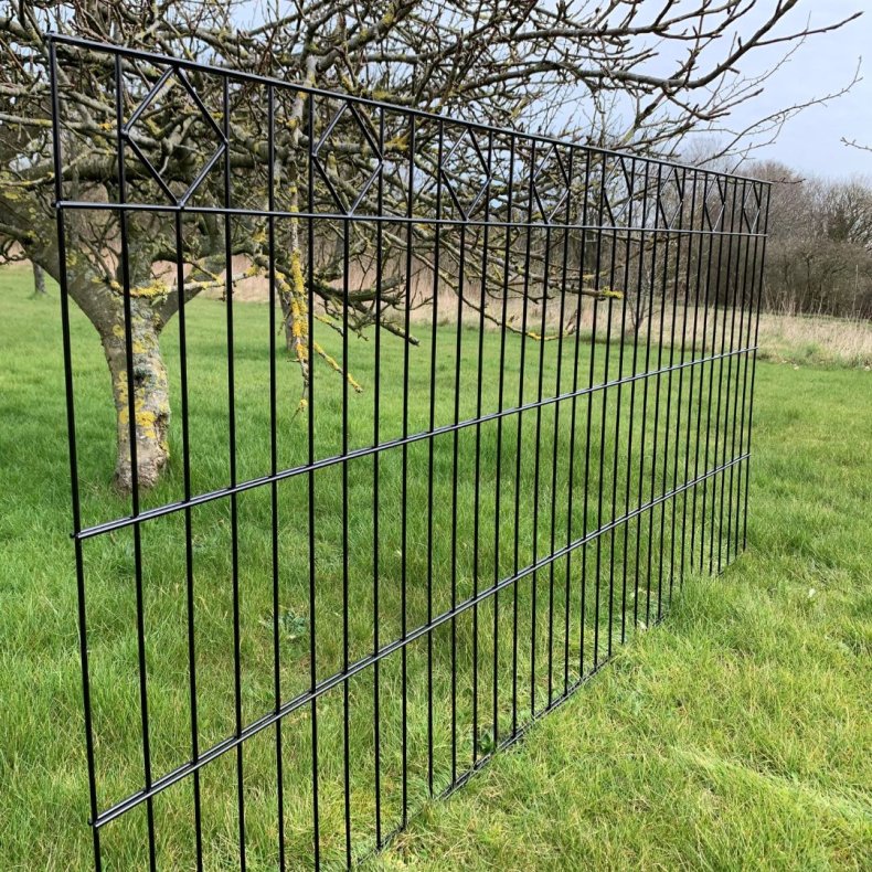 Panelhegn 200x95cm med &loz; dekoration i sort - model Tisvilde