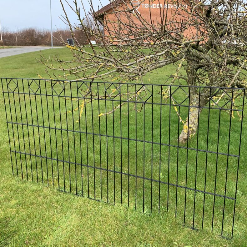 Panelhegn 200x95cm med &loz; dekoration i sort - model Tisvilde