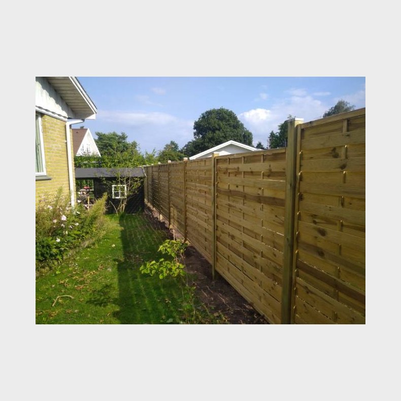 180x180cm Premium Lamelhegn model Toftlund