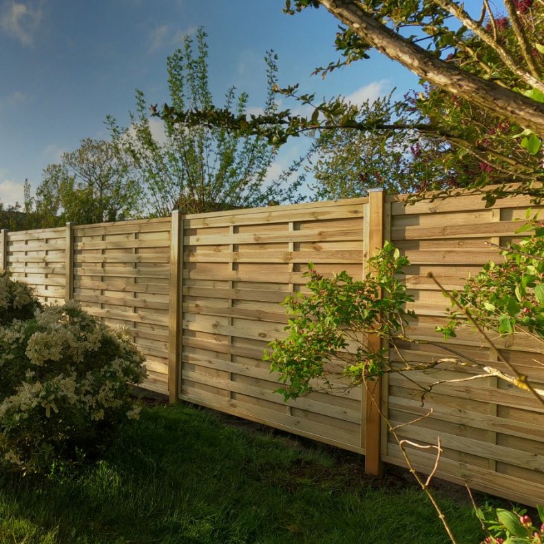 180x180cm Premium Lamelhegn model Toftlund