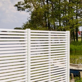 Guldklasse: PLUS Tokyo terrassehegn inkl. trstolper og tilbehr