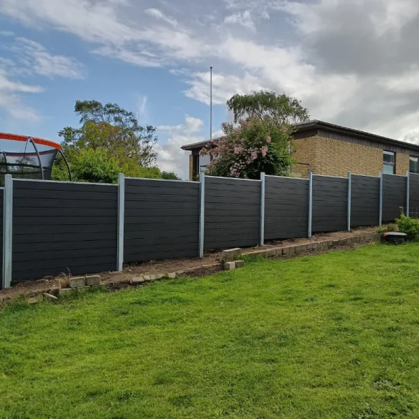 Nice komposithegn med stlstolper - Guldklasse