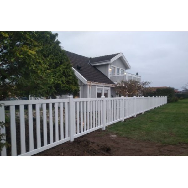 PVC Tremmehegn med brede stave i 180x100cm (BxH)